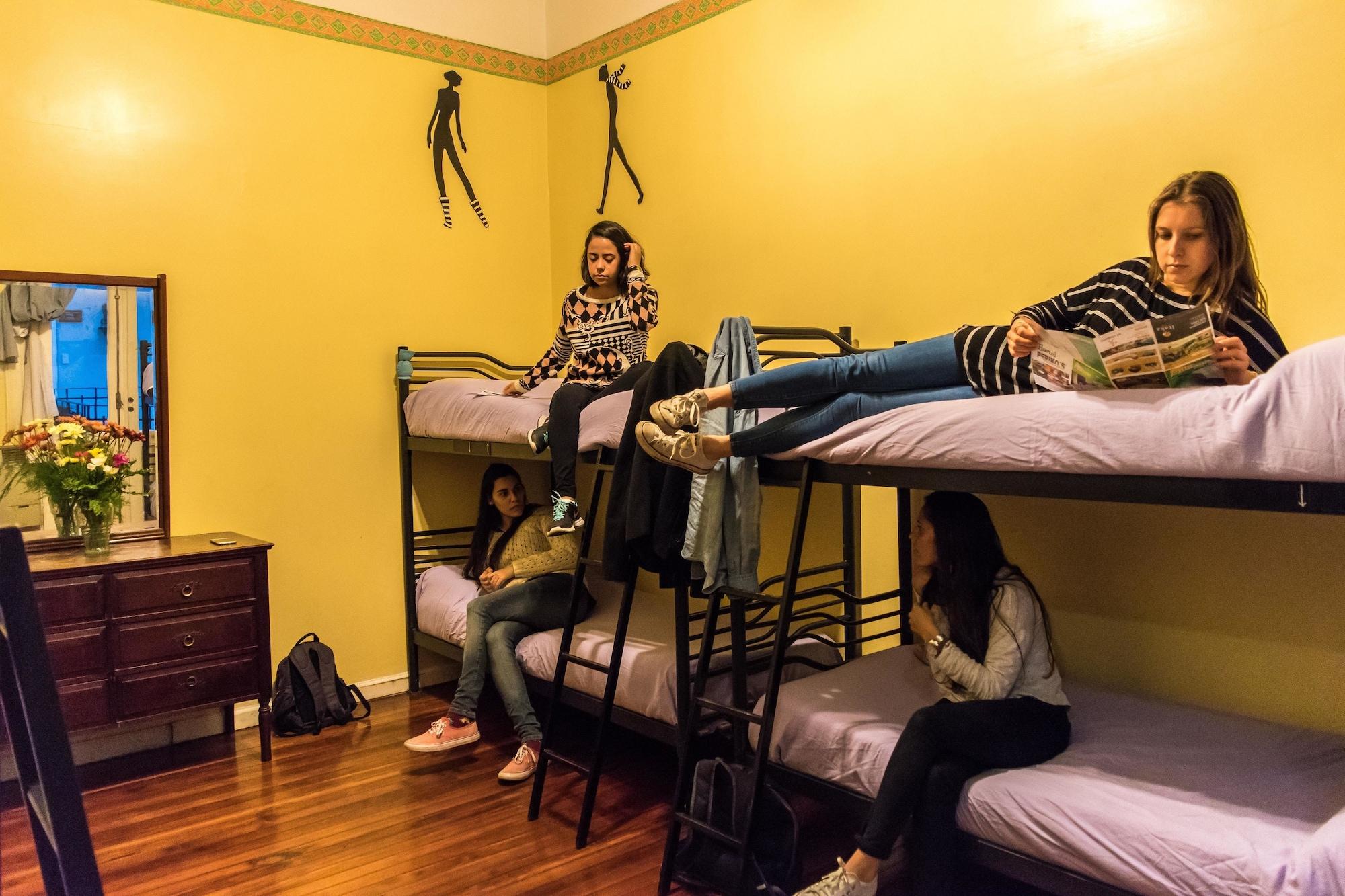 Milhouse Hostel Hipo Буэнос-Айрес Экстерьер фото