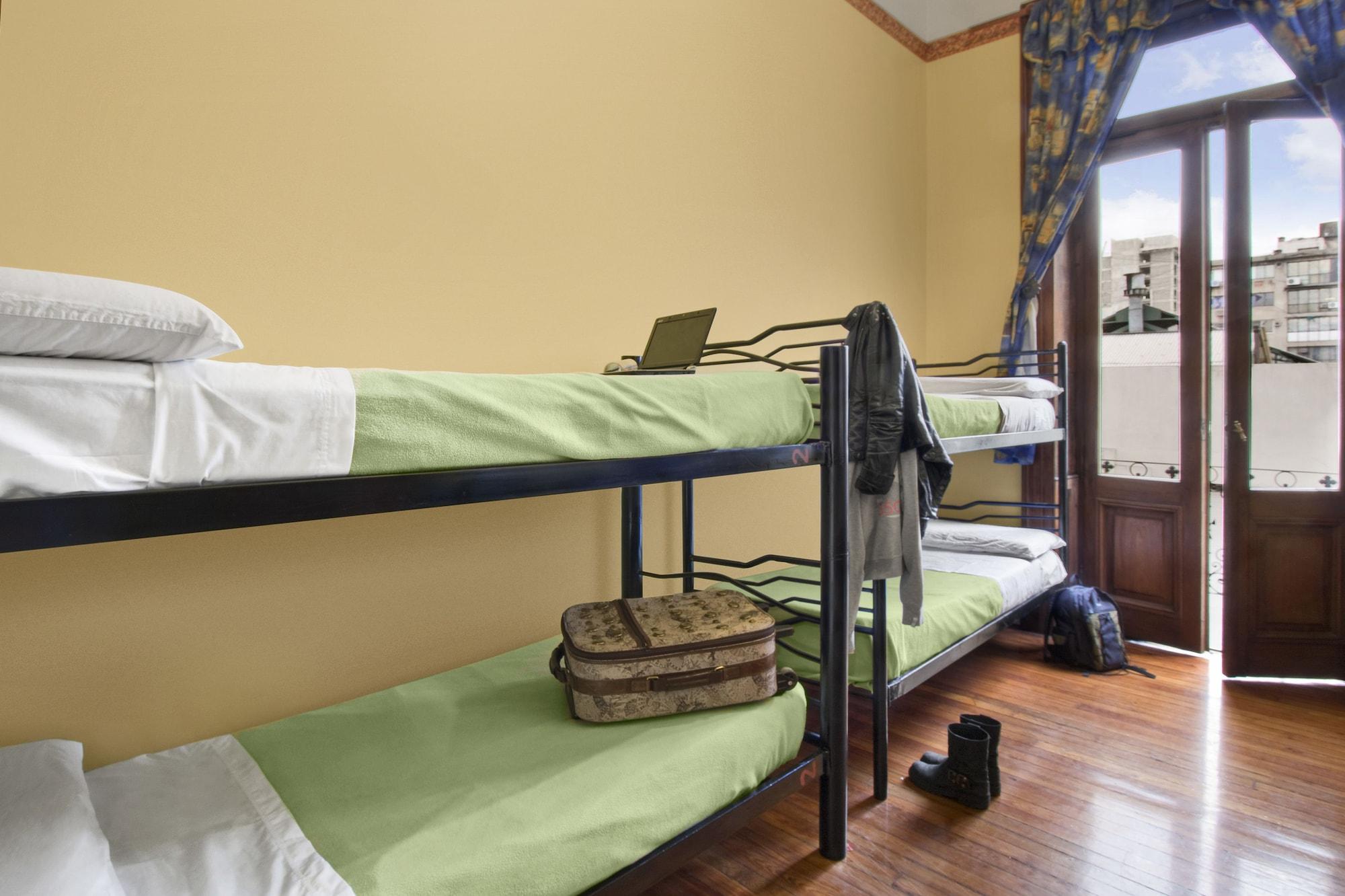 Milhouse Hostel Hipo Буэнос-Айрес Экстерьер фото